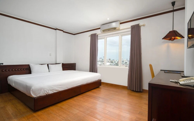 Brody Beach Hotel