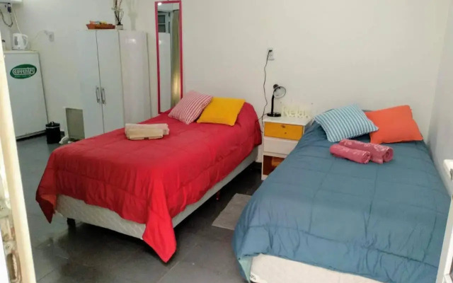 Monoambiente confortable a pasos de Bv. Oroño