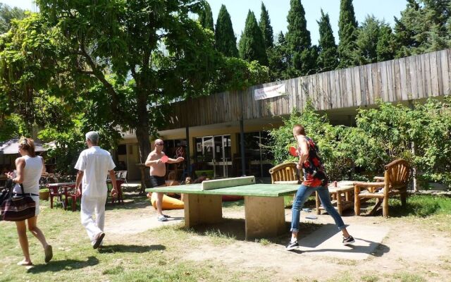 Camping Du Pont D'Avignon