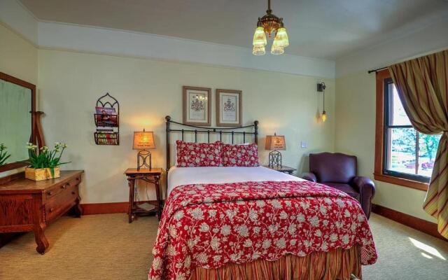 Sonoma Hotel