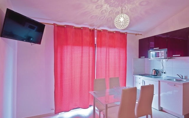 Studio apartment Svjetlana SA1 Pula, Istria