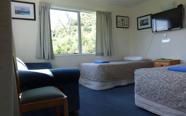 Waikawa Bay Holiday Park
