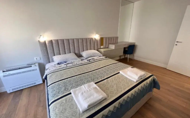 Glam apartment 1BR/Tivat/A step from the beach