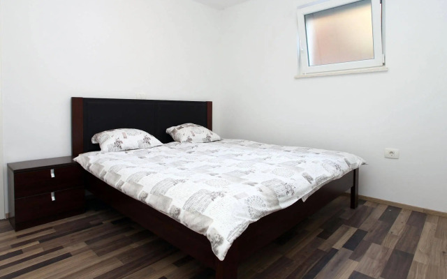Heart of Strunjan Apartments AL
