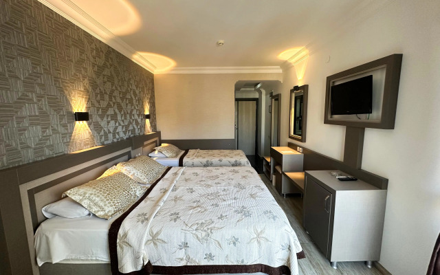 Monte Carlo Hotel - All Inclusive