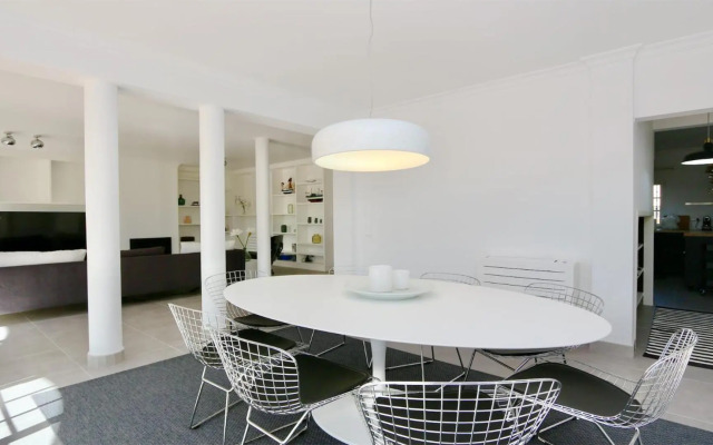 Vila Castro, Cleverdetails CD239