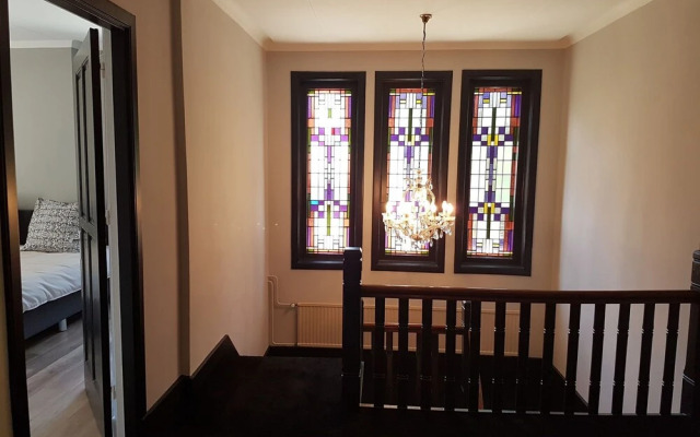 Spacious Holiday Home in Borkel en Schaft With Garden