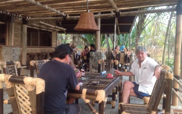 BW Beach Cafe & Villas