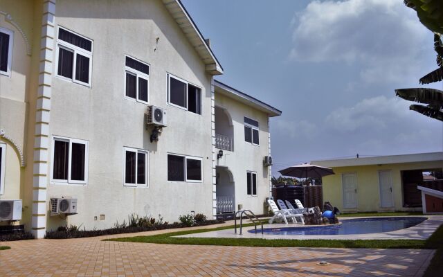 Kingsbridge Royale Hotel