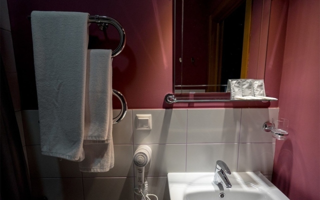 Отель «Станция Народная»