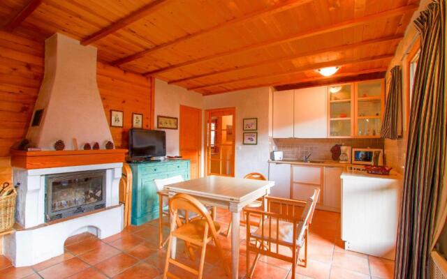 Le Miou: hameau des Chazals Nevache Hautes Alpes