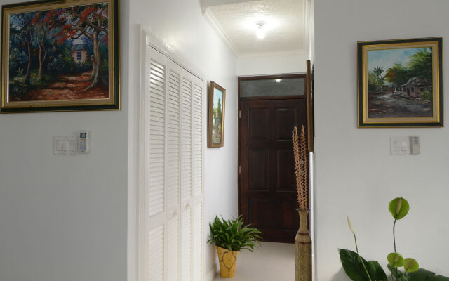 Kingsway New Kingston Guest Apartment II