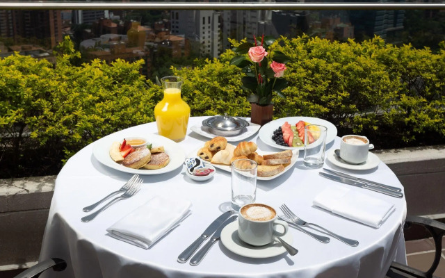 Hotel San Fernando Plaza