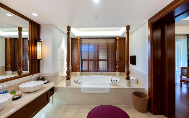 Crowne Plaza Resort Xishuangbanna Parkview by IHG