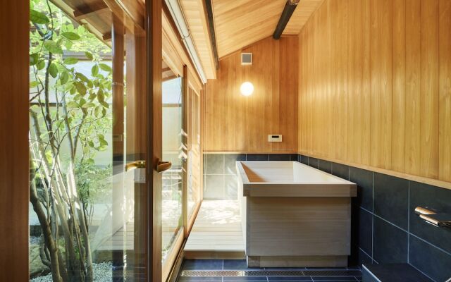 Tomonoura Shiomachi Hotel Roya