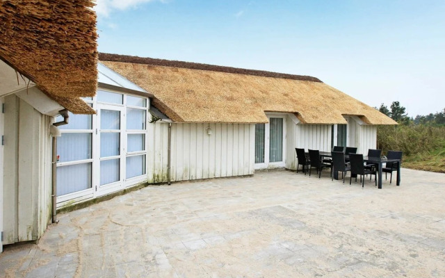 Serene Holiday Home in Vejers Strand With Whirlpool