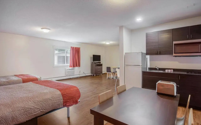 Motel Bo (Camrose)