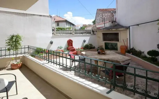 Apartments Coce