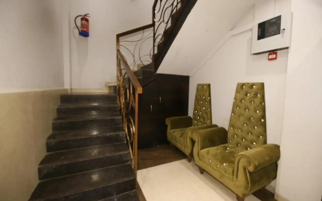 FabHotel Park Palace Mandvi