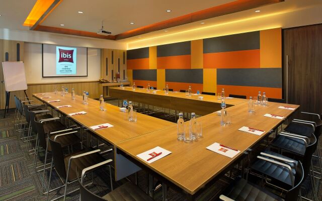 ibis Chennai City Centre Hotel