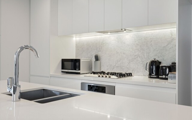 HomeHotel - Boutique and Luxurious Apartment, Super Clean