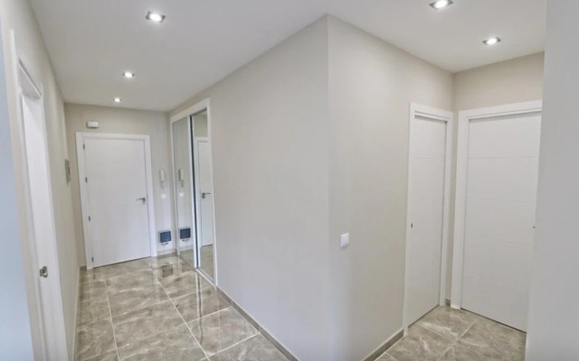 Beachfront Urb. Luxury Apartment 1
