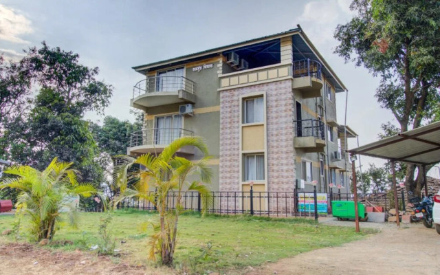S Ramada Village By OYO Rooms