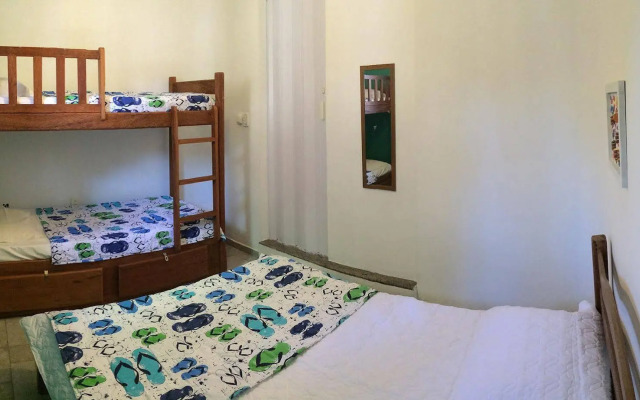 Get Up Hostel