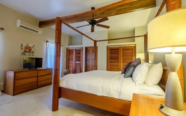 Indigo Belize 1A 3 Bedroom Condo by RedAwning