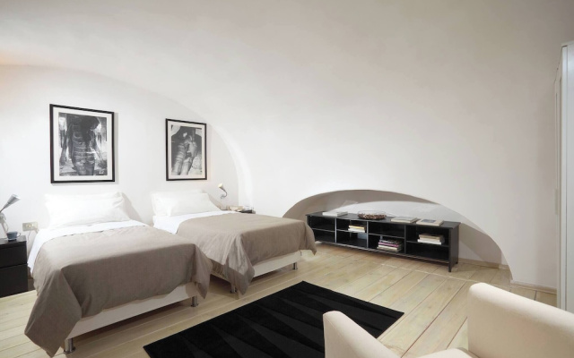 Manray Charming and Modern Ground Floor Loft