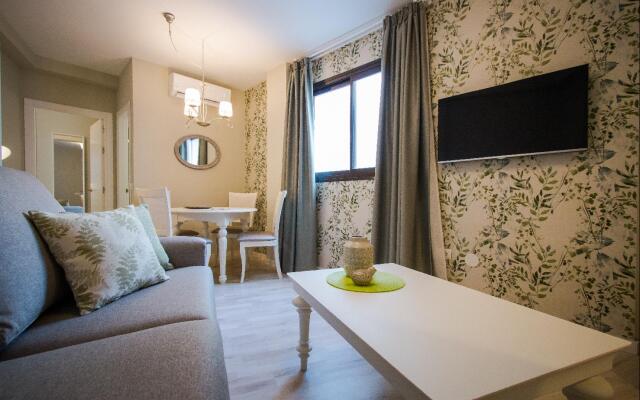 Holidays2Malaga Suites Apartments