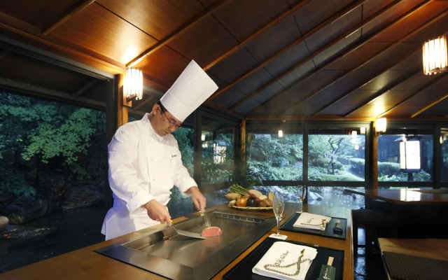 Hotel New Otani Tokyo, The Main