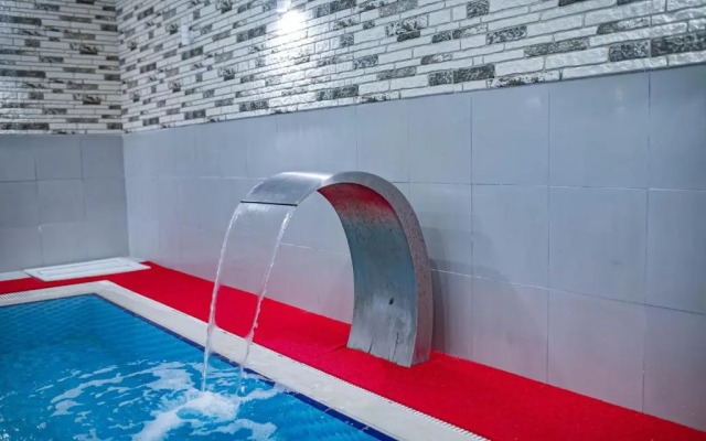 Mourouj Gloria White Palace Hotel & SPA