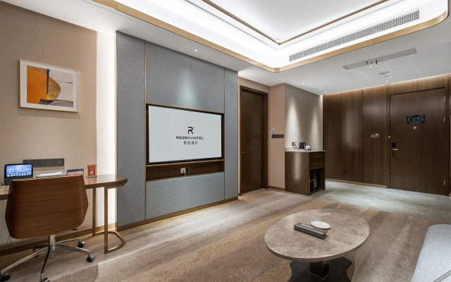 Huzhou Junchen Rezen Hotel
