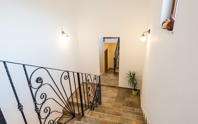 Villa More With Pool and Garden