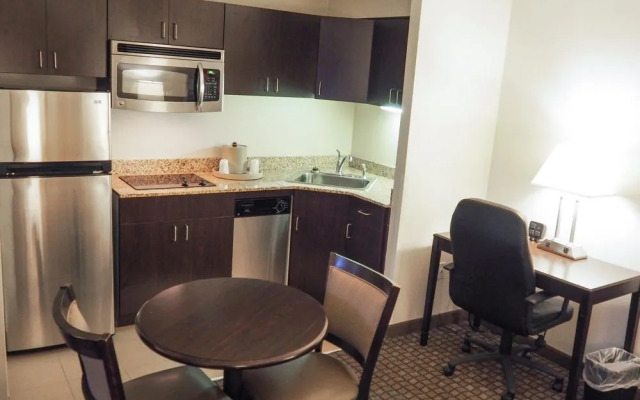 Comfort Suites University