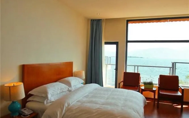 Magpies Habitat Erhai Resort Hotel