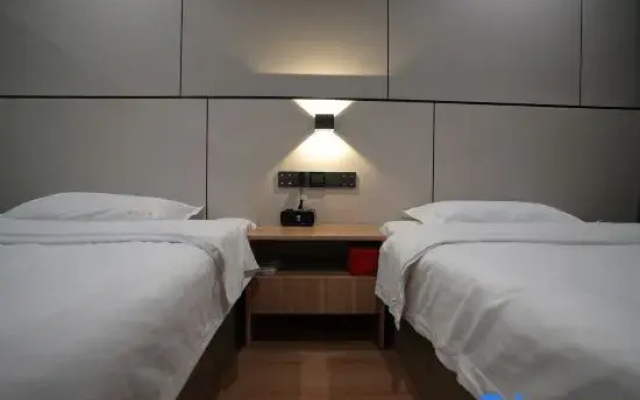Mante Light Luxury Hotel
