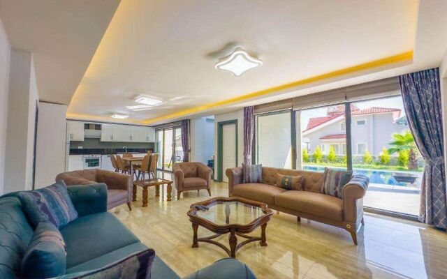 Göcek Marin B 4+1 Villa, Özel Havuzlu