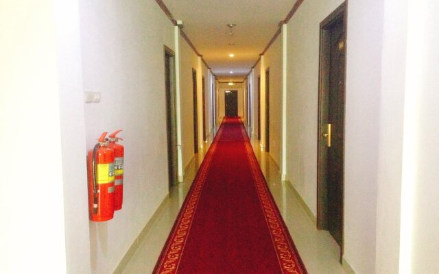 Douangpraseuth Hotel