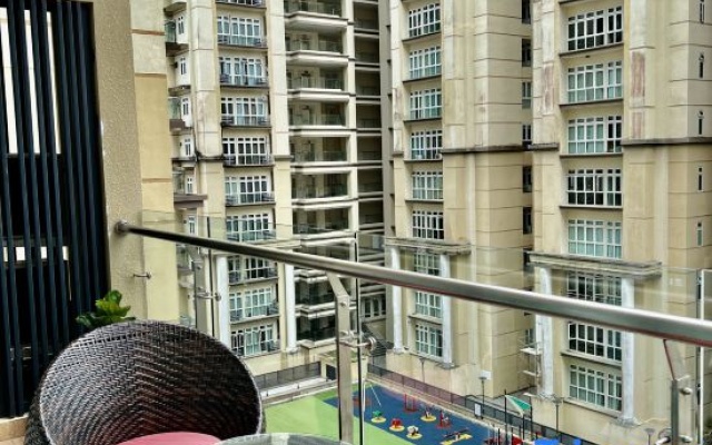 LoFF Suite River View 2 Bedroom at Riverine Diamond Resort – Outside – Kuching