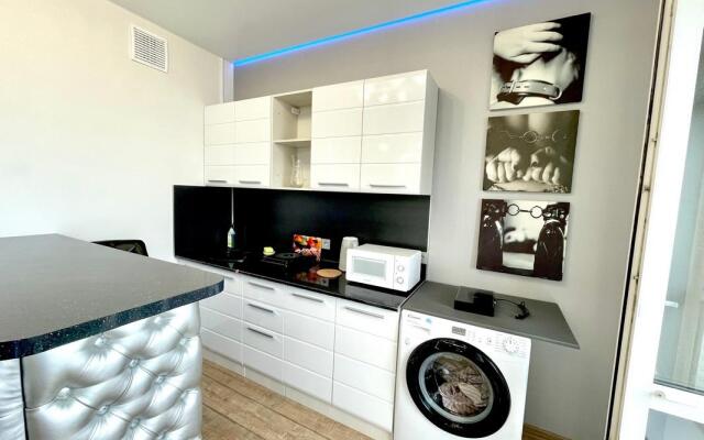 Sweet Home (Свит Хоум) на улице Холмогорова 15а