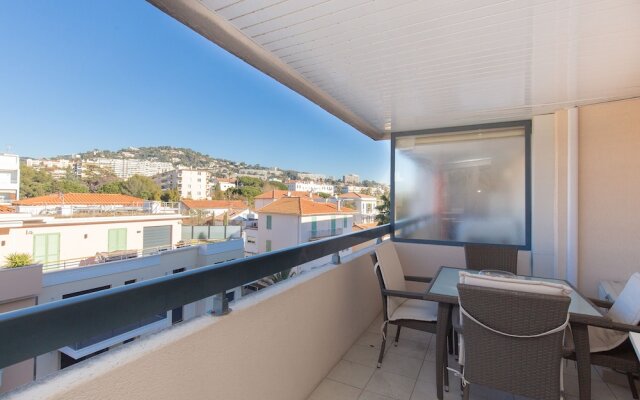 Vaneau Mediterranean Apartment