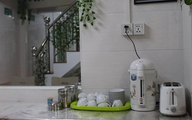 Moe Hostel