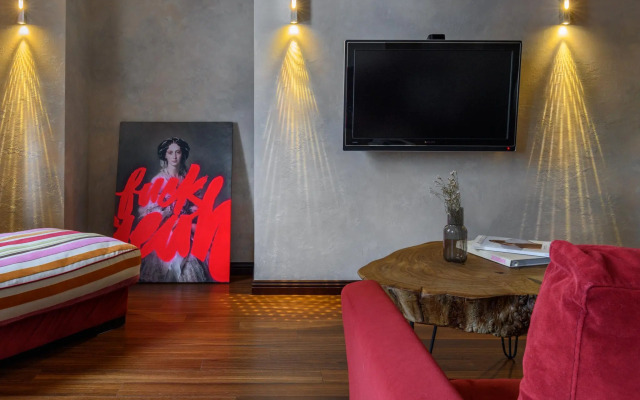 Welcome Home (Вэлком Хоум) на набережной реки Мойки 9 корпус 1