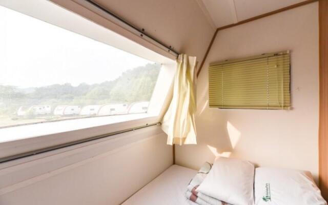 Gapyeong Unak Holiday Caravan Park