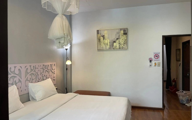 Nawaporn Place Guesthouse