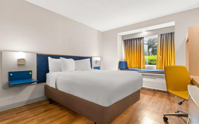 Microtel Inn & Suites by Wyndham Salisbury