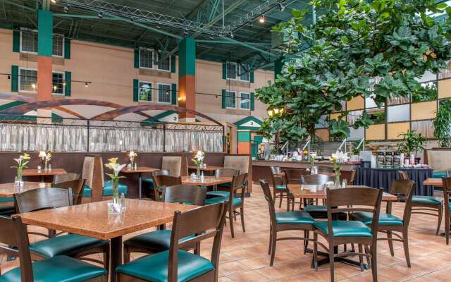 Quality Hotel Conference Center Cincinnati Blue Ash