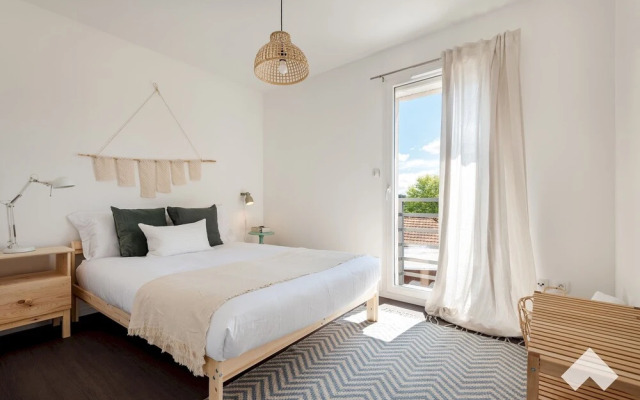 Aguda1 · Aguda's Family House 4BD Parking Barbecue